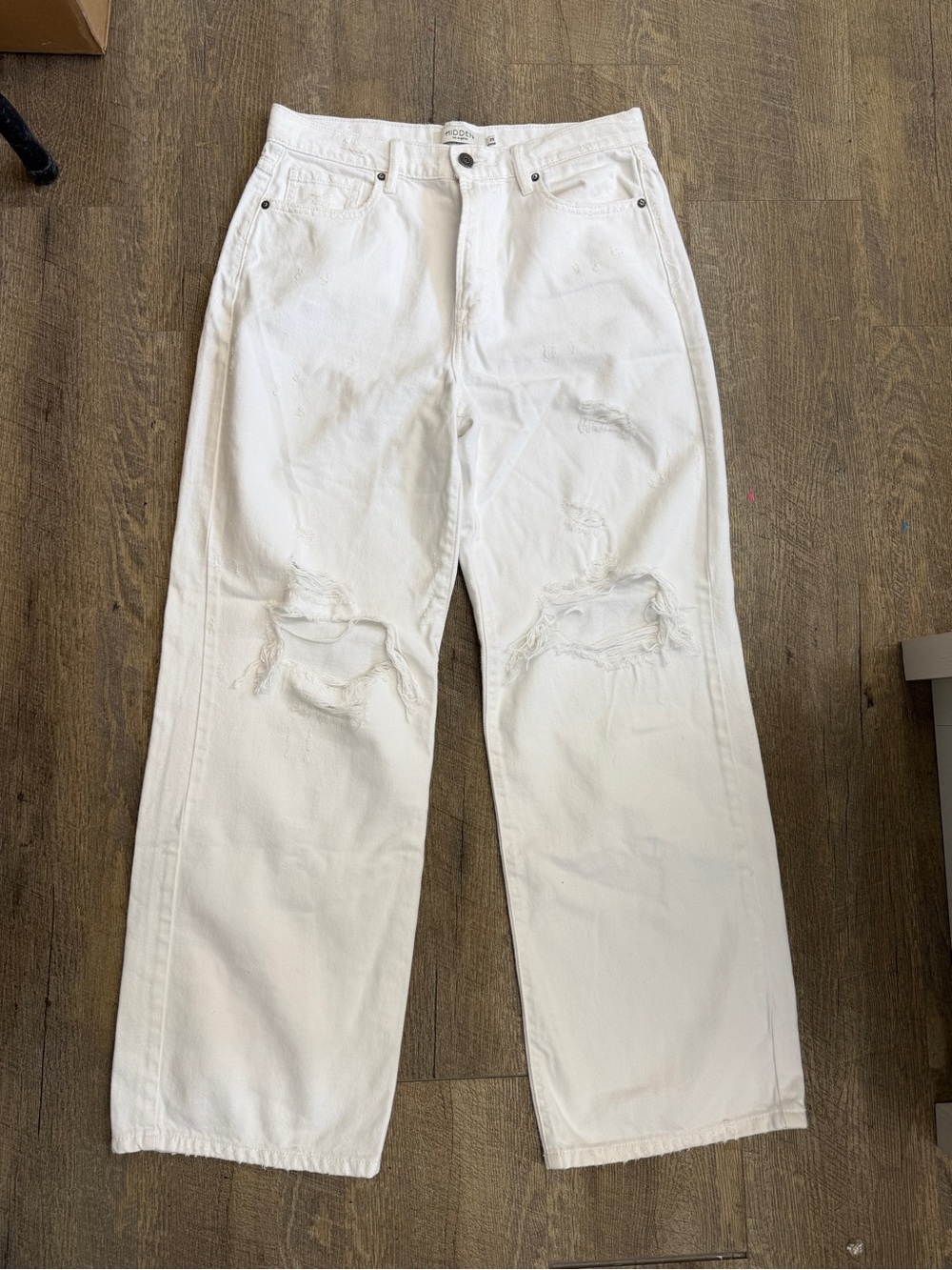 Wide-Leg Distressed White Jeans - Casual Flare